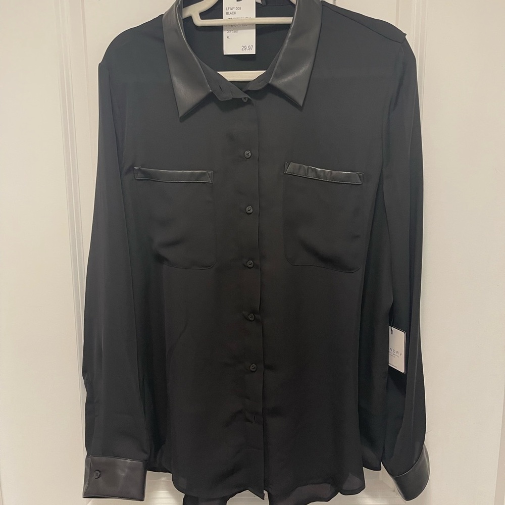 Black blouse with leather detailing, never been work with tags , laundry brand